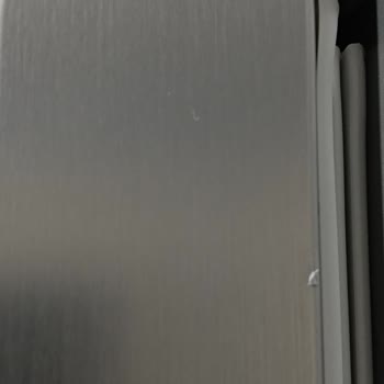 Arçelik Derin Dondurucu Çizik