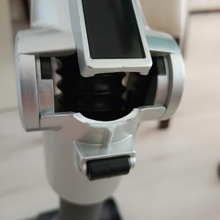 Vestel S70 Süpürge Dirseği Hemen Kırılıyor.