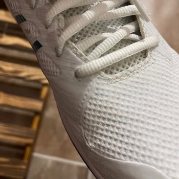 ASICS Çok Az Giyilen Ayakkabı Yırtılmaya Başladı