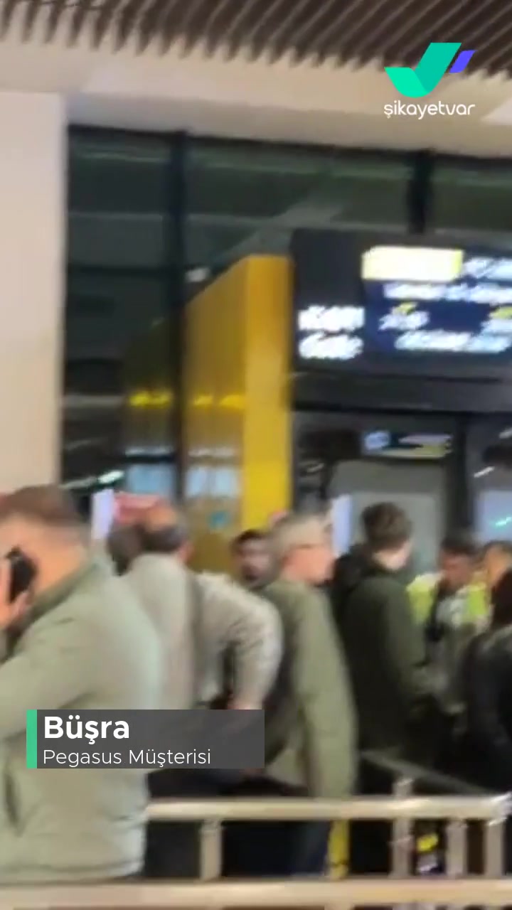 Pegasus Uçak Arızalı Olduğu İçin Uçuşu Ertelemesi Ve Mağduriyet videonun kapak resmi