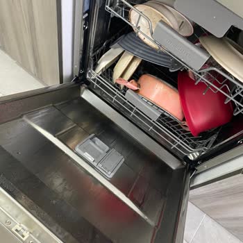 Samsung Bulaşık Makinesi Temiz Yıkamıyor 1 Ay Olmadı Aldım Ürünü