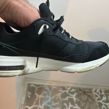 İzmir Boyner'den Alınan Skechers Ayakkabıda Deformasyon!