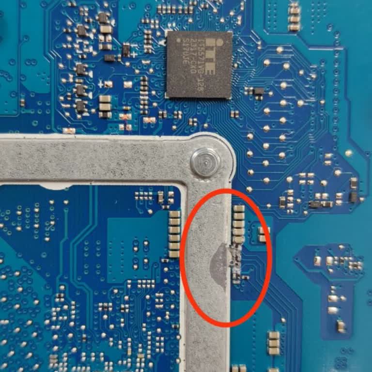 Asus Bilgisayar Sıvı Teması Teşhisi Koyup Garantisi Devam Etmekte Olan Bilgisayar