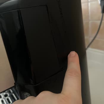 Delonghi Kahve Makinesinin Kapağı Eridi