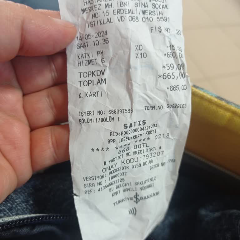 Özel Erdemli Yenişehir Hastanesi Yenişehir Hastanesi'nin Hastaya Olan Nezaketsizliği Ve İlgisizliği