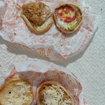Popeyes Geciken Yemek Ve Konmayan Ürünler.