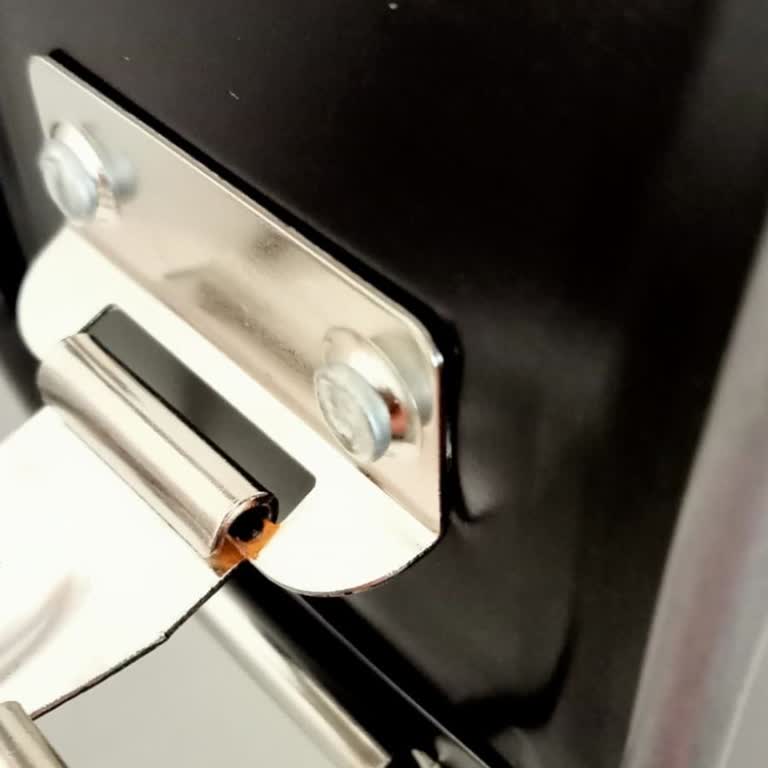 Tefal'de Kek Kalıbının Paslı Olarak Satılması