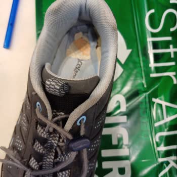 Deichmann Schuhe nach 3 Monaten kaputt - Sohle eingebrochen, Schnürsenkel gerissen