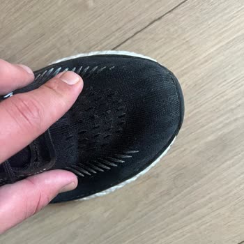 Hummel Mağazasından Aldığım Ayakkabıdaki Yaşadığım Sorun