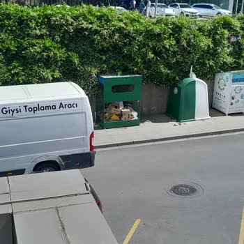 EyüpSultan Belediyesi Belediye Cam Atık Toplama Hizmetindeki Aksamalar