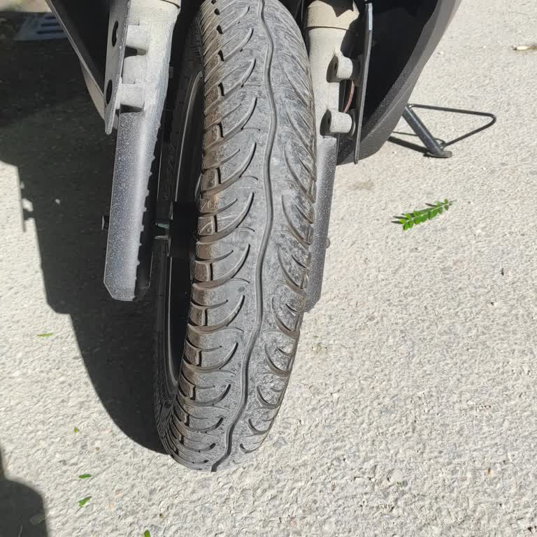 Hero Motosiklet Hero Dash 125 Siyah Ön Çamurluk Yok