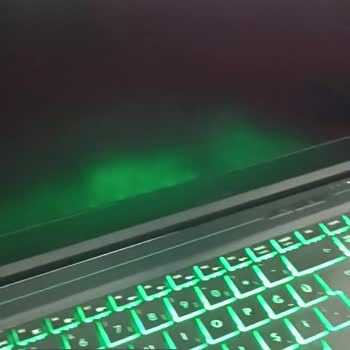 Monster Notebook Ekran Kararması