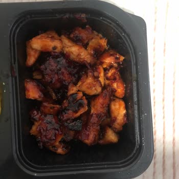 Tavuk Dünyası Yanık Yemek Teslim Edildi