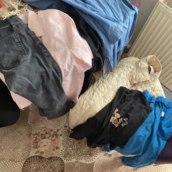 Firlamakiidss (Instagram) Emek İnsanlarla Dalga Geçmeye Utanmıyorsunuz