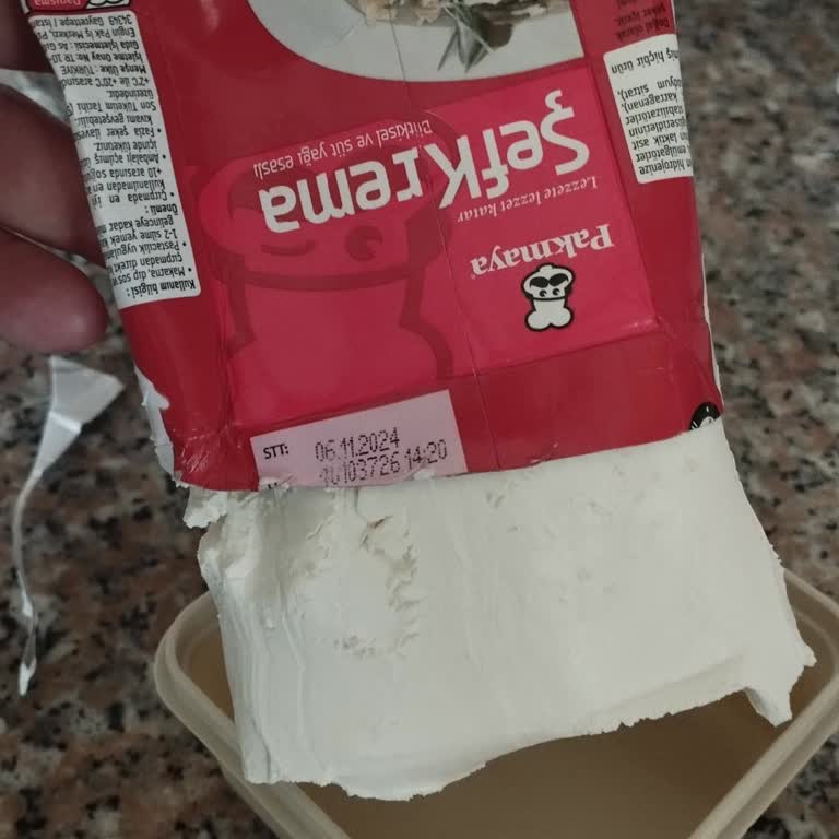 Pakmaya Krema Katı Yağa Benziyor!