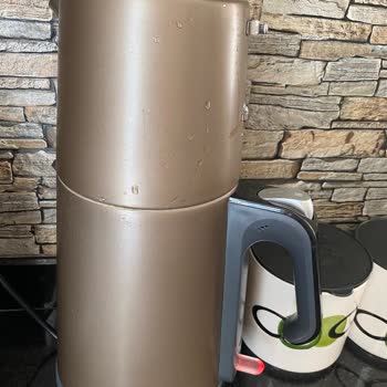 Arzum Çay Sefası Demlik Kulpu Kırıldı