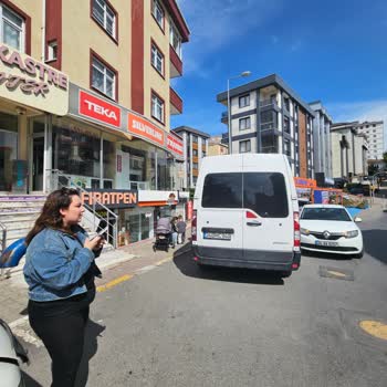 İBB - İstanbul Büyükşehir Belediyesi Ümraniye'de Güvensiz Durak Sorunu