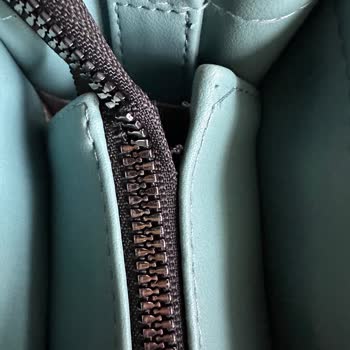 Shule Bags Kalitesiz Ürün Ve İade Sürecinde İletişim Sorunu