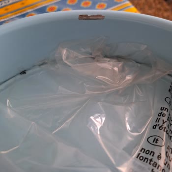 Tchibo'nun Tek Kullanımda Deforme Olan Kek Kalıbının İade Alınmaması.