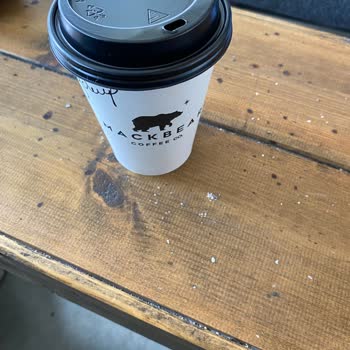 Mackbear Coffee İçecek Kötü
