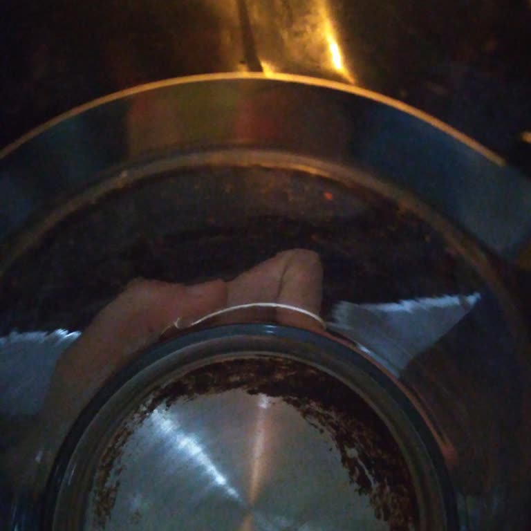 Kiwi Home Kahve Makinem İlk Kullanımda Çatladı Kimse İlgilenmiyor