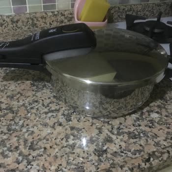 WMF Kusurlu Ürün Satışı Ve İade Almayışı