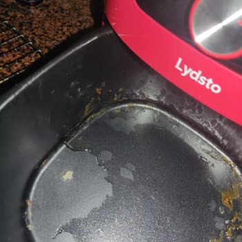 Lydsto Airfryer Hayal Kırıklığı: İlk Kullanımda İç Kaplama Soyuldu