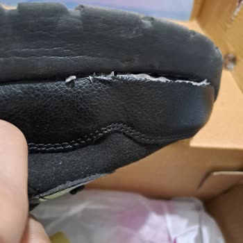 Skechers Kusurlu Ürün Satıp Kullanıcı Hatası Deniliyor