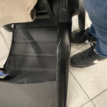 SunExpress Hava Yolları Uçuş Sonrası Eksik Ve Hasarlı Bebek Arabası
