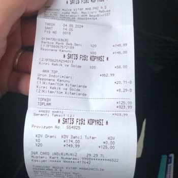 Galataport D&R Şubesinde Etikette Yazan Fiyatın Yanlışlığı