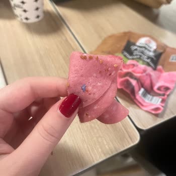 Maret Marka Salamda Yabancı Madde Çıkması