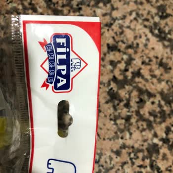 Carrefour SA 2 Yaşındaki Oğlumun Pipetinde Maket Bıçağı Buldum!