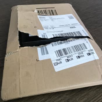 Aras Kargo Yırtık Teslimat Şikayeti