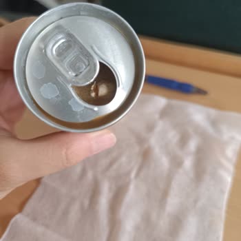 Obsesso İced Coffee Latte İçinde Beyaz Opak Maddeler