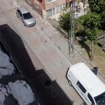 PTT Kargo Teslimatı Bina Girişinde Bırakma Sorunu