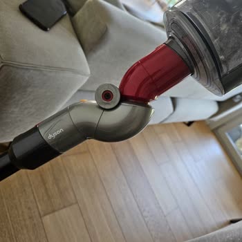 Dyson Ürününün Arkasında Durmuyor