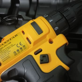 Dewalt İnternet Alışverişinde Yanıltıcı Makita Matkap Ve Eksik Lazer Gök Grup