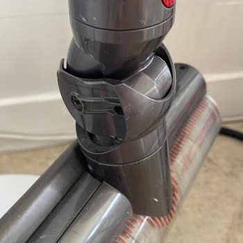 Dyson V15 Tutma Aparatı Kırılması
