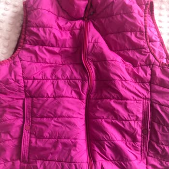 Benetton Yelek Renk Atması