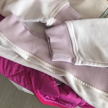 Benetton Yelek Renk Atması