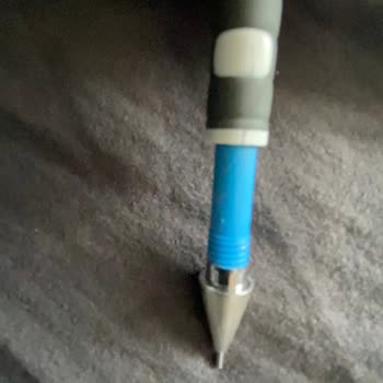 Rotring Kalemlerde Baş Kapağını Tutan Yerin Kırılması