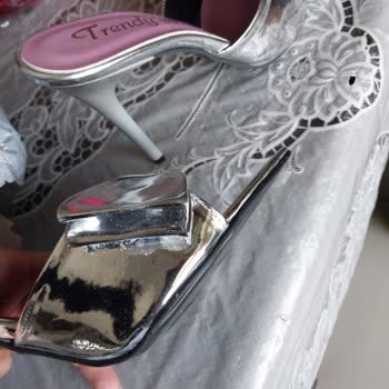 Trendyes.com Instagram Ayakkabı Satışı Yasaklansın Yazık