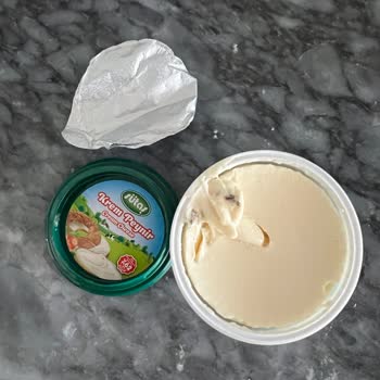 Sütaş Krem Peynir Yabancı Madde