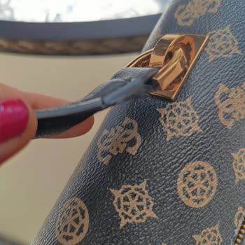 My Guess Shoe and Bag Quality Complaint