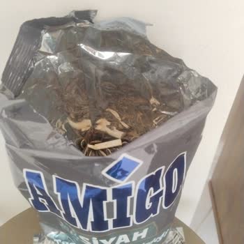 Amigo Şok Market Çekirdeğinden İzmarit Çıktı