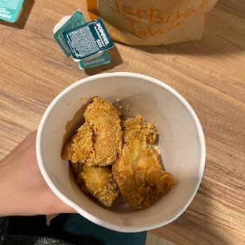 Popeyes Farklı Ve Az Bir Menü Geldi