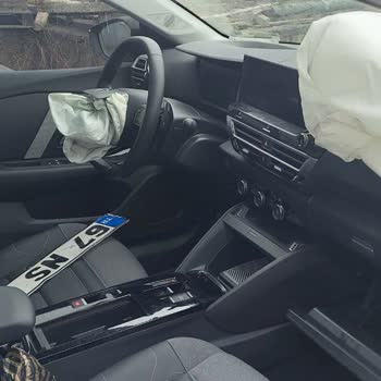 Citroen C4X Repair Delays Caused by Shortage of Replacement Parts