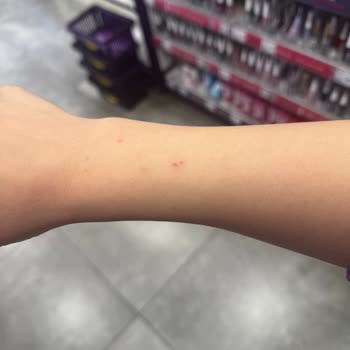 Özkuruşlar Müşteriye Saldırma Mağaza Çalışanları Tarafından