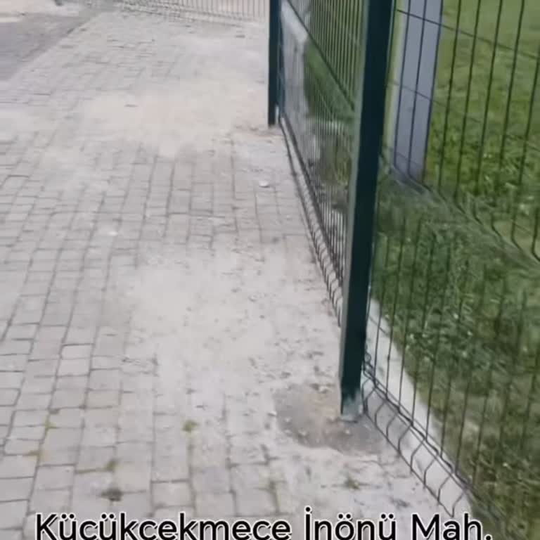 Avrupa Konutları Parkın Kapatılması Tellerle Kapatılması