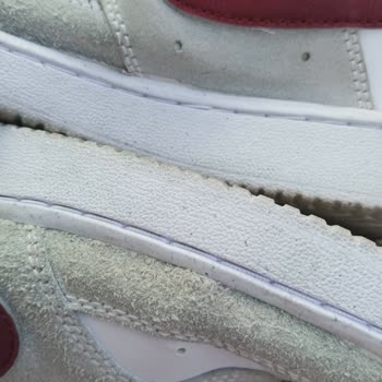 Deichmann Nike Spor Ayakkabı Yırtılma